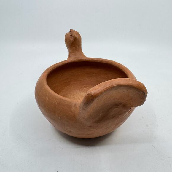 Vintage Terracotta Mexican Folk Art Hen Effigy Bowl - Picture 4 of 7